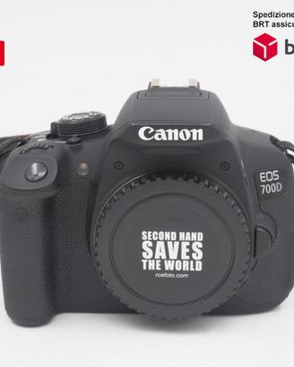 Canon EOS 700D
