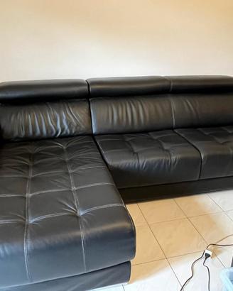 Divano in pelle tre posti