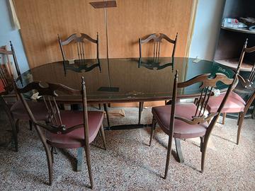 Tavolo ovale anni 50 con  6 sedie
