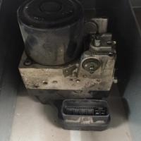 Centralina abs toyota rav 4