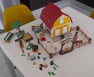 Playmobil maneggio dei Pony