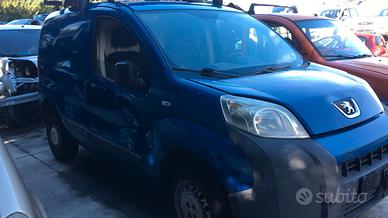 Vend. ricambi Peugeot Fiorino 1.4 hdi anno 2008