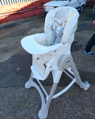 seggiolone + una  seduta per sedia