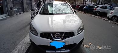 Nissan Qashqai + 2