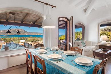 Villa Lo scoglietto, Costa Corallina