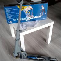 Monopattino Street Scooter marca Mondo