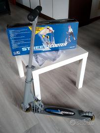 Monopattino Street Scooter marca Mondo