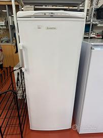 Congelatore a cassetti Ariston