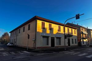 Casa indipendente di 650 m² con 4 locali e box aut
