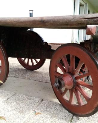 Carro antico decorato