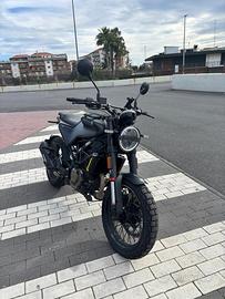 Husvarna Svartpilen 125