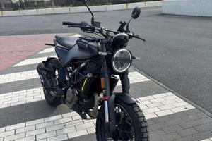 Husvarna Svartpilen 125 2023