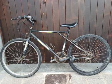 Mountain bike uomo/donna usata