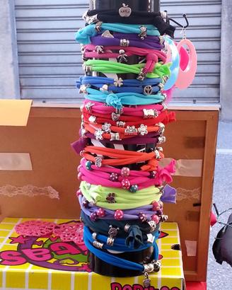 10 braccialetti in fettuccia
