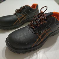 Scarpe antinfortunistiche