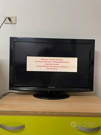 Televisore Panasonic LCD 32” del 2010