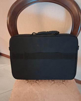 borsa Tucano   per PC portatile     mai usata