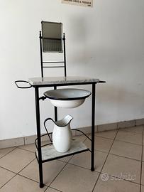 Lavabo toletta antico 