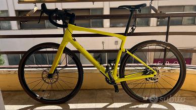 GRAVEL BMC URS 01 THREE