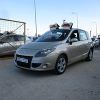 Renault Scenic X-Mod 1.9 dCi 130CV