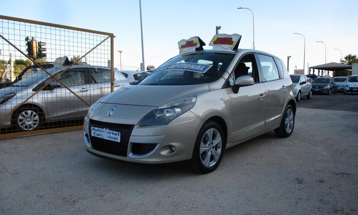 Renault Scenic X-Mod 1.9 dCi 130CV