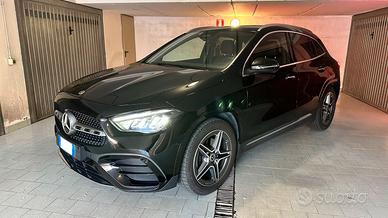 MERCEDES GLA 180D AMG LINE ADVANCED PLUS