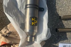 Scarico completo ARROW con collettore inox e termi