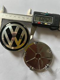 Set 4 coprimozzi VW 68mm Golf,passat,touran,jetta