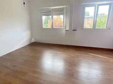 Trilocale a Meda-garage incluso-libero subito