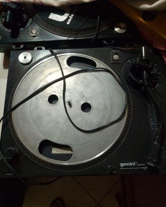 un giradischi 