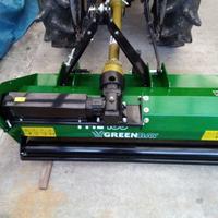 Trincia erba per trattore