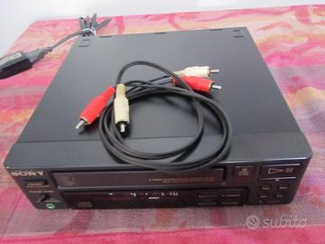 LETTORE SONY CDP-S37 DOPPIO DAC  MADE GIAPPONE.