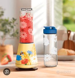 Frullotto e borraccia mulino bianco 2024