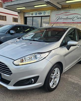 Ford Fiesta 5p. 1.4 BENZ/GPL Titanium 95cv