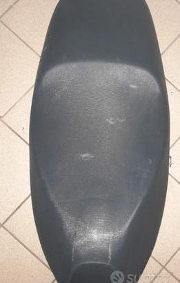 Sella aprilia leonardo 125/150 anno 1999/2002 usat