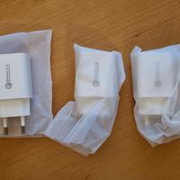 Set di tre caricabatterie per cellulare