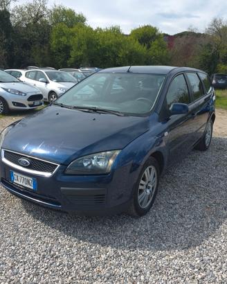 Ford Focus C-Max 1.6 TDCi (90CV)