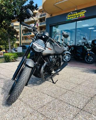 MOTO GUZZI V7 STONE TUTTO INCLUSO ANCHE PASSAGGI