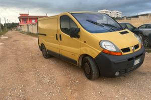 Renault trafic II 1.9 dci 100cv
