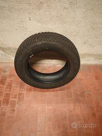 4 pneumatici invernali Michelin 185 60 R15
