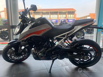 KTM 390 Duke - 2022