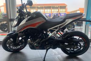 KTM 390 Duke - 2022