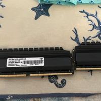 Patriot Viper Blackout RAM Series DDR4 32GB