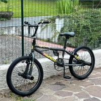 Bicicletta BMX