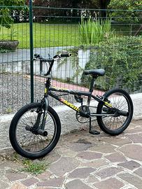 Bicicletta BMX