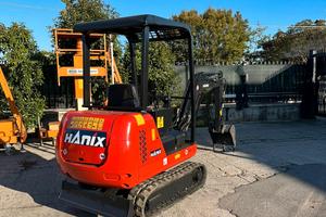 E156 Mini escavatore 15 q Hanix diesel
