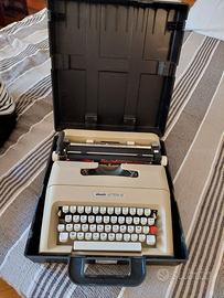 Macchina da scrivere Olivetti lettera 35