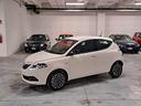 lancia-ypsilon-1-0-firefly-hybrid-platino-km-0-5