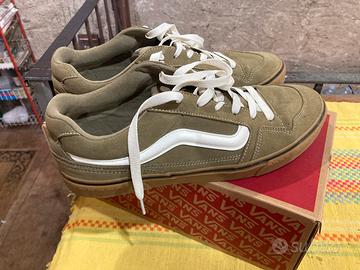 VANS NUMERO 47