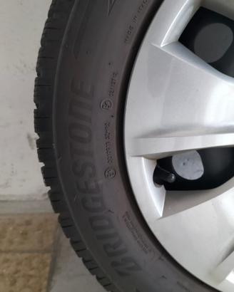 Cerchio + gomme Skoda Kamiq 195/60 r16 89H